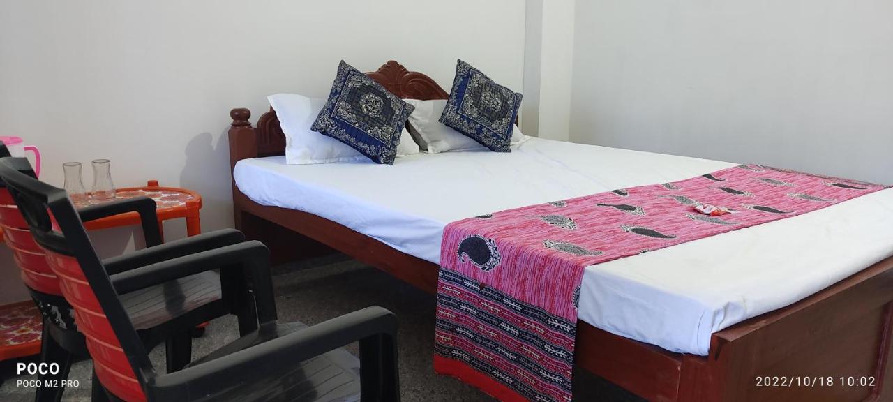 Hotel Neel Dipayan Baghmundi Bagian luar foto